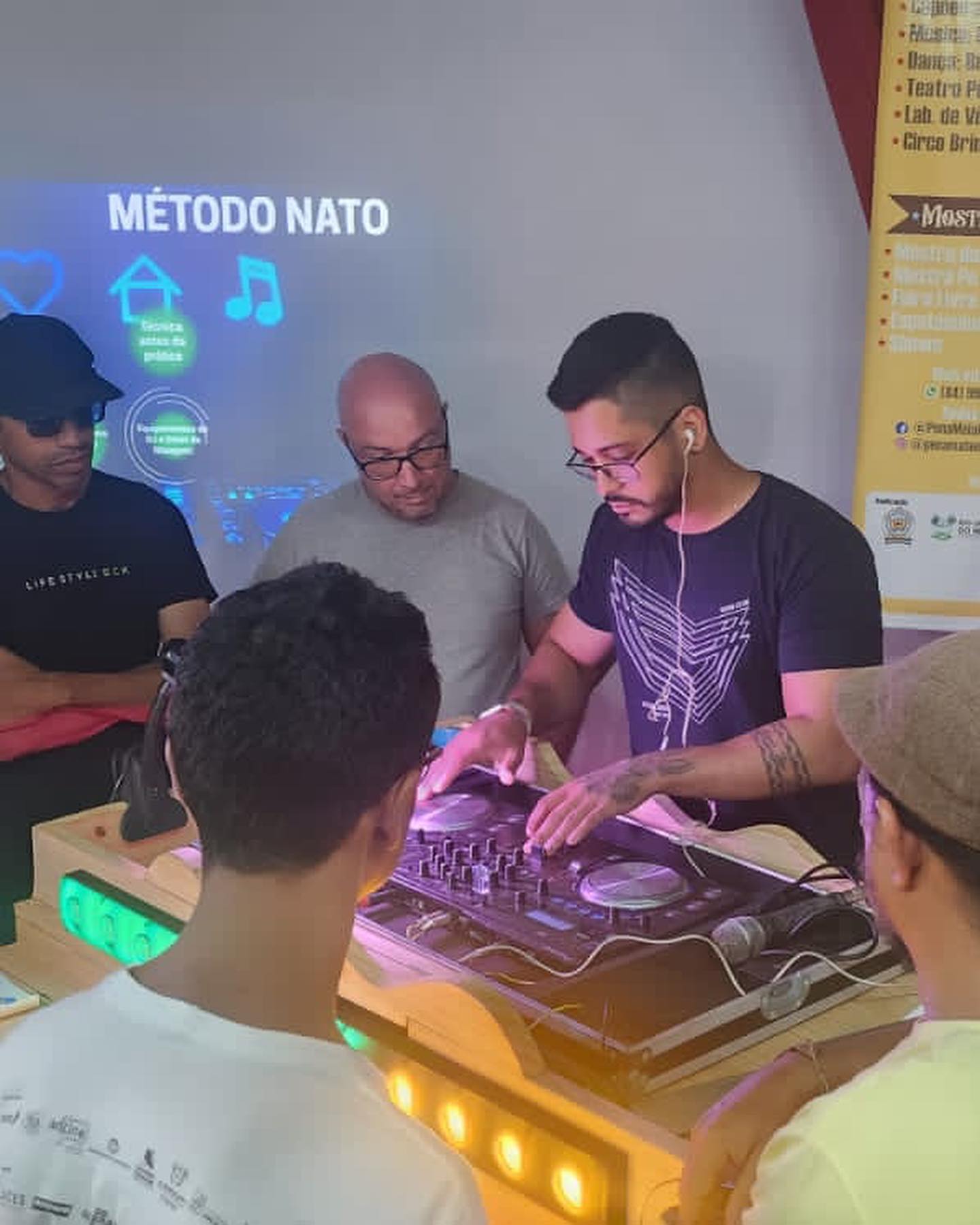 Vivência prática do Método NATO com a Pedal Mix DJ